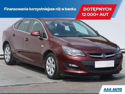 Opel Astra J Sedan 1.4 Turbo ECOTEC 140KM 2018