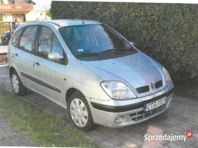 Syndyk sprzeda UDZIAŁ 1/2 w samochodzie Renault Scenic