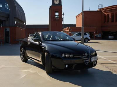Używane Alfa Romeo Spider - 75 000 PLN, 95 000 km, 2006