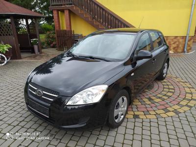 Używane Kia Ceed - 17 000 PLN, 245 734 km, 2009