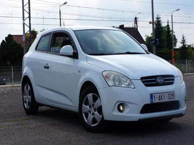 Używane Kia Pro_cee'd - 14 500 PLN, 198 421 km, 2009