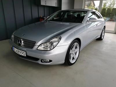 Używane Mercedes-Benz CLS - 69 000 PLN, 57 000 km, 2004