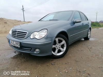 Używane Mercedes-Benz Klasa C - 24 900 PLN, 172 000 km, 2006