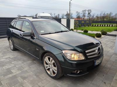 Używane Mercedes-Benz Klasa C - 24 950 PLN, 302 500 km, 2009