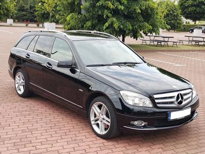 Używane Mercedes-Benz Klasa C - 31 700 PLN, 318 000 km, 2009