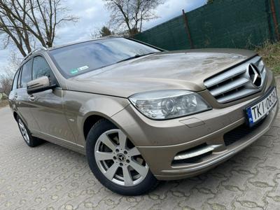 Używane Mercedes-Benz Klasa C - 32 800 PLN, 265 000 km, 2010