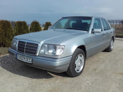 Używane Mercedes-Benz Klasa E - 29 900 PLN, 245 000 km, 1994