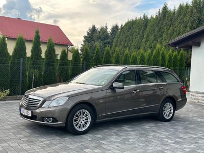 Używane Mercedes-Benz Klasa E - 41 900 PLN, 246 000 km, 2011