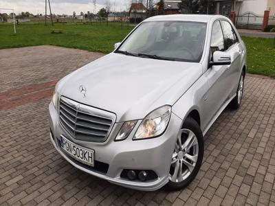 Używane Mercedes-Benz Klasa E - 45 900 PLN, 132 362 km, 2010