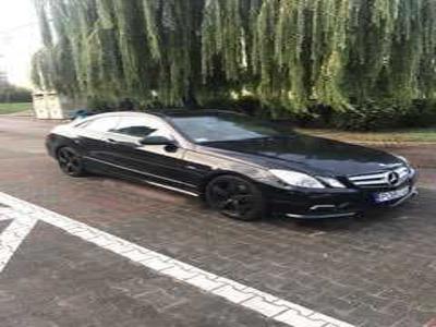 Używane Mercedes-Benz Klasa E - 65 000 PLN, 132 000 km, 2009