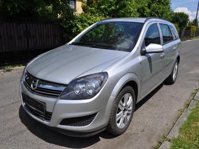 Używane Opel Astra - 18 900 PLN, 129 700 km, 2010