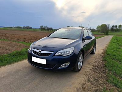 Używane Opel Astra - 24 000 PLN, 134 700 km, 2010