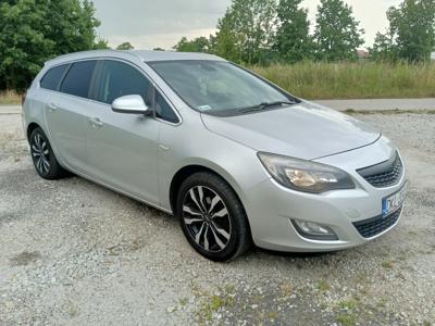 Używane Opel Astra - 24 600 PLN, 320 000 km, 2011