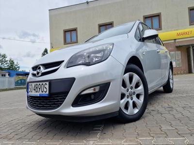 Używane Opel Astra - 28 888 PLN, 196 325 km, 2015