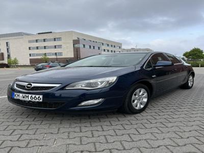 Używane Opel Astra - 29 900 PLN, 169 000 km, 2011