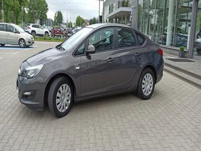 Używane Opel Astra - 33 500 PLN, 182 000 km, 2015