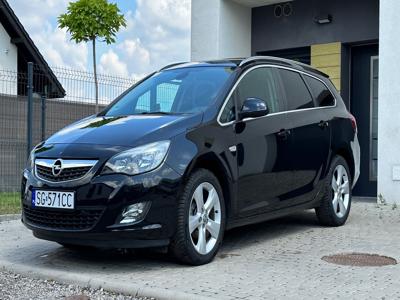 Używane Opel Astra - 33 900 PLN, 91 000 km, 2011