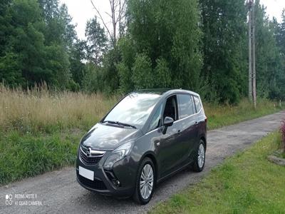 Używane Opel Zafira - 49 900 PLN, 121 000 km, 2015