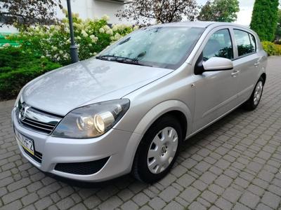 Używane Opel Astra - 14 900 PLN, 200 000 km, 2008