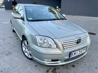 Używane Toyota Avensis - 19 500 PLN, 204 596 km, 2004