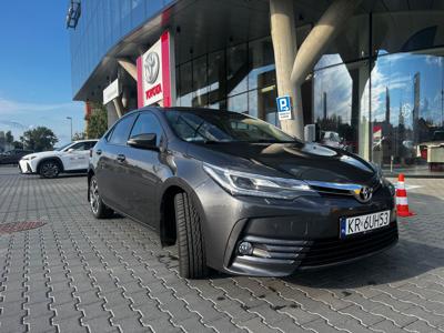 Używane Toyota Corolla - 47 000 PLN, 203 688 km, 2016