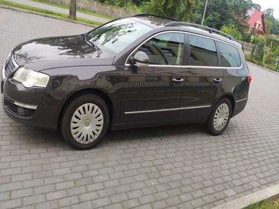 Używane Volkswagen Passat - 17 500 PLN, 305 000 km, 2009