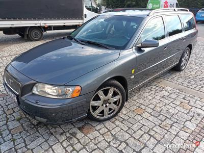 Volvo V70 D5