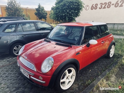 Mini Cooper One r50 chili red 1.6 120hp