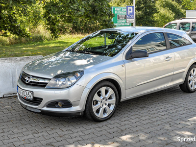 Opel Astra GTC 1,8