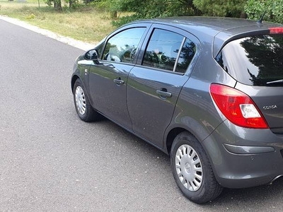 Opel Corsa 1.4 benzyna 100 koni, klima, skóra, zarejestrowany.