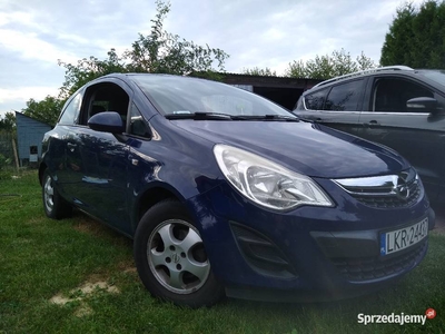 Ekonomiczny Opel corsa d 86 km b/ g (fabryczny) 86 km