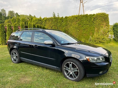 Samochód Volvo V50