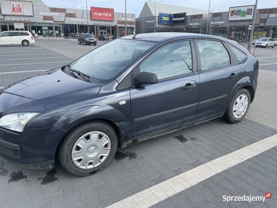 Sprzedam Ford Focus benzyna 2005 r