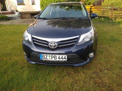 Toyota Avensis 2.0 D-4D Premium