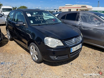 VOLKSWAGEN Polo IV 1.9 TDi 100 Carat CC801