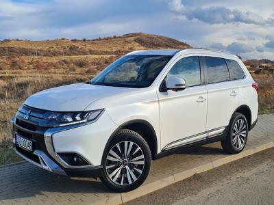 Używane Mitsubishi Outlander - 78 400 PLN, 38 500 km, 2019