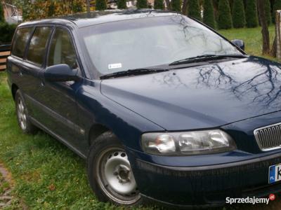 Sprzedam Volvo V70 II 2.4 2000r