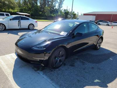 Tesla Model 3 bez wersji 197KM elektryk