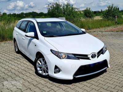 Toyota Auris II 2.0 D-4D Prestige