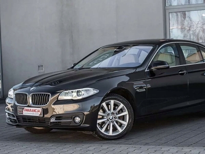 BMW Seria 5 F10-F11 Limuzyna Facelifting 525d 218KM 2014