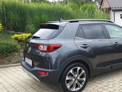 Kia Stonic Crossover 1.4 DOHC 100KM 2018