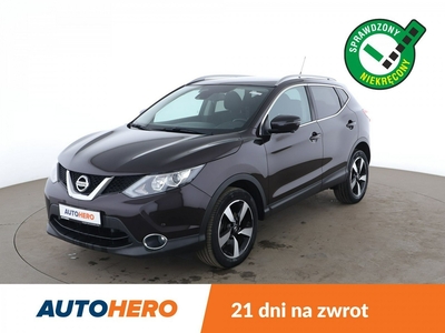 Nissan Qashqai II 163KM, panorama, navi, klima auto, kamera i czujniki parkowania