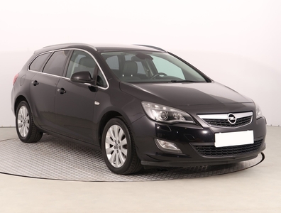 Opel Astra J , Xenon, Klimatronic, Tempomat,ALU