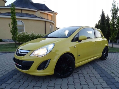 Opel Corsa D Hatchback 1.4 Twinport ECOTEC 100KM 2011