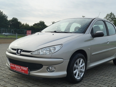 Peugeot 206 I Salon PL 1,4 75 km klima perfekcyjny stan sprawny doinwestowany