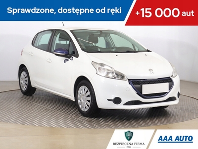 Peugeot 208 I Hatchback 3d 1.0 VTI 68KM 2014