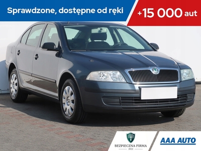 Skoda Octavia II Hatchback 1.6 MPI 102KM 2004