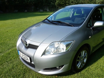 Toyota Auris I Hatchback 1.33VVT-i 100KM 2009