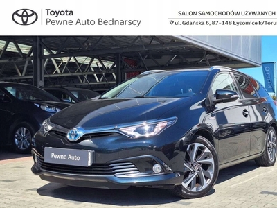 Toyota Auris II Touring Sports Facelifting 1.8 Hybrid 136KM 2015