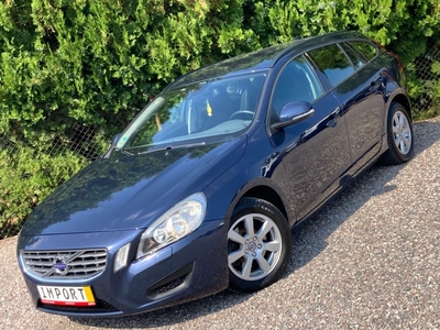 Volvo V60 I